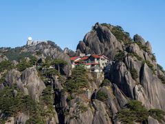-黄山光明顶山庄