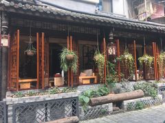 -泡桐树街