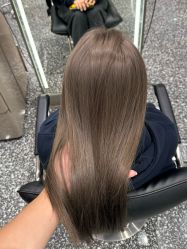 -Tloml salon