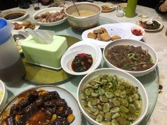 -侬佳蒸菜馆(听潮店)