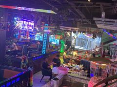 -路边边.炒菜烧烤.音乐餐厅(良乡长虹店)