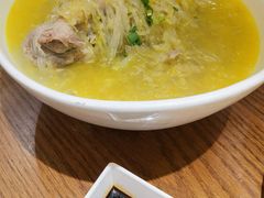 棒骨烩酸菜-北李妈妈菜·虾爬子大锅贴(贵和店)