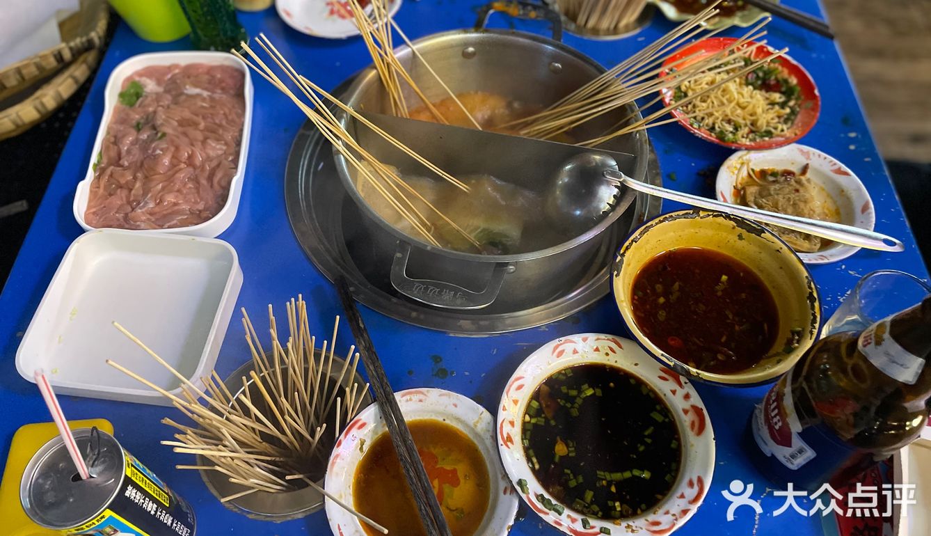 路过串串香，停留
