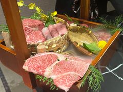 -山川小町·极番烧肉(新地假日广场店)