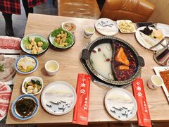 -小渝公重庆卤味火锅(临沂店)