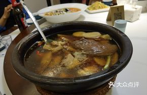 Dongyang Clay Pot Chicken