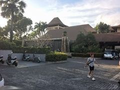 -三亚亚龙湾五号度假别墅酒店