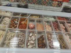 -拿渡·水煮鱼麻辣香锅(王府井奥莱·香江小镇店)