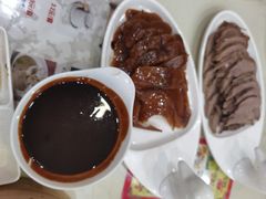 -大鸭梨烤鸭店(金顶街店)