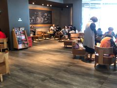 -星巴克臻选(周浦万达店)