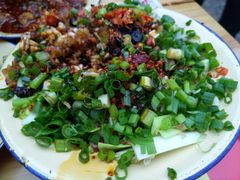 -拈签一笑黄牛肉辣卤串串