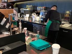 -星巴克(金华东阳银泰城店)