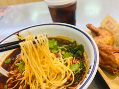 -遇见小面(万科金融中心店)