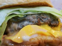 双层牛肉堡-牛纽塔·牛人堡(群众路店)