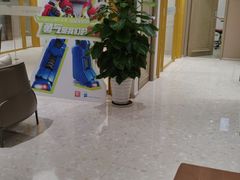 -柏乐口腔医院·舒适化无痛种植牙中心(东盟商务区院)