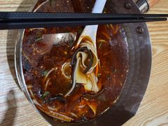 -魔都三兄弟酸辣粉·蘸卤炸串(虹桥万科店)