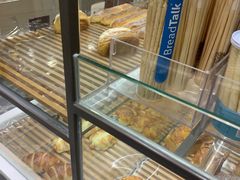 面包甜点陈列柜-面包新语(滨湖万达店)