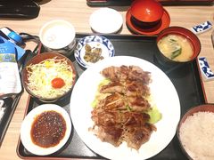 -小山日本料理(兴业太古汇店)