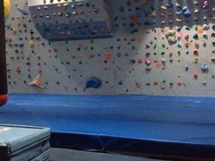 极攀岩俱乐部-极爱攀岩