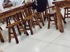 大堂-何记酿皮店(西流湾店)