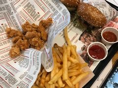 -The Habit Burger Grill 哈比特汉堡(爱琴海店)