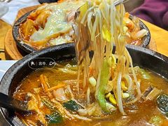 -顶顶红石锅拌饭(步行东街店)