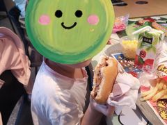 -麦当劳(展览路店)