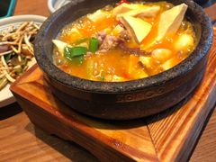 -云海肴·汽锅鸡·云南菜(天山百盛优客店)