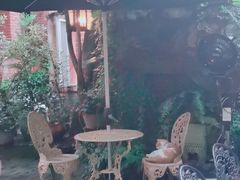 -古董花园(思南路42弄小区店)