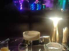 -OZONE 顶楼酒吧(香港丽思卡尔顿酒店)