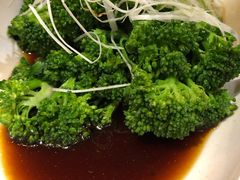 白灼野芥兰-尘香•传统川菜(创汇首座店)
