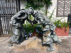 -鲁镇