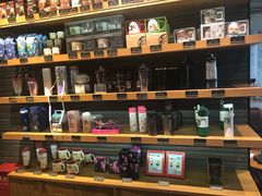 零售区-星巴克(上海虹桥南丰城办公楼店)