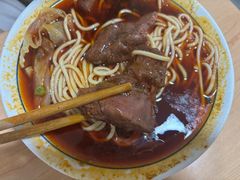 -易毛特色牛肉面(解放碑步行街店)