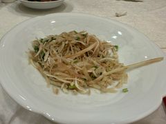 -梅龙镇酒家(南京西路总店)