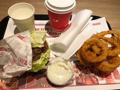-The Habit Burger Grill 哈比特汉堡(复兴soho店)