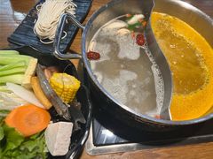 -呷哺呷哺(万达新世界店)