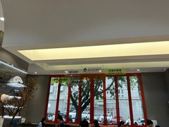 -喧闹·东方大气茶(鹅岭二厂店)