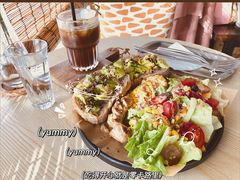 牛油果吐司-251#coffee roasters(沿河东路店)