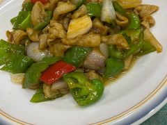 -鹤乡东北菜(崮山路店)