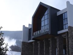 -鳌山滑雪度假区