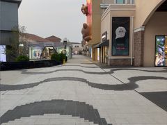 -斯普瑞斯奥特莱斯