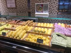 -胖东来生活广场(健康路店)