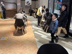 等位区-肯德基(宝龙店)