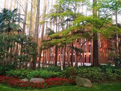 -复旦大学光华楼