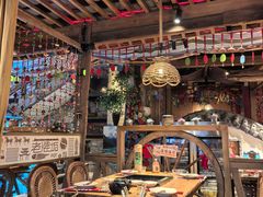 -老牌坊云南鱼豆花火锅(爱建店)