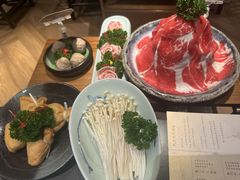 -捞王锅物料理(上海世茂广场店)