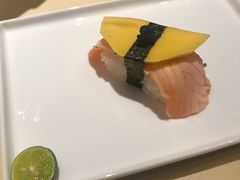 -余欢领鲜火锅(新街口店)