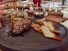 -恰餐厅及酒吧 CHAR Bar & Grill (北京丽都皇冠假日店)