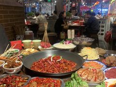 -萍姐火锅·公路夜市(武汉首店)